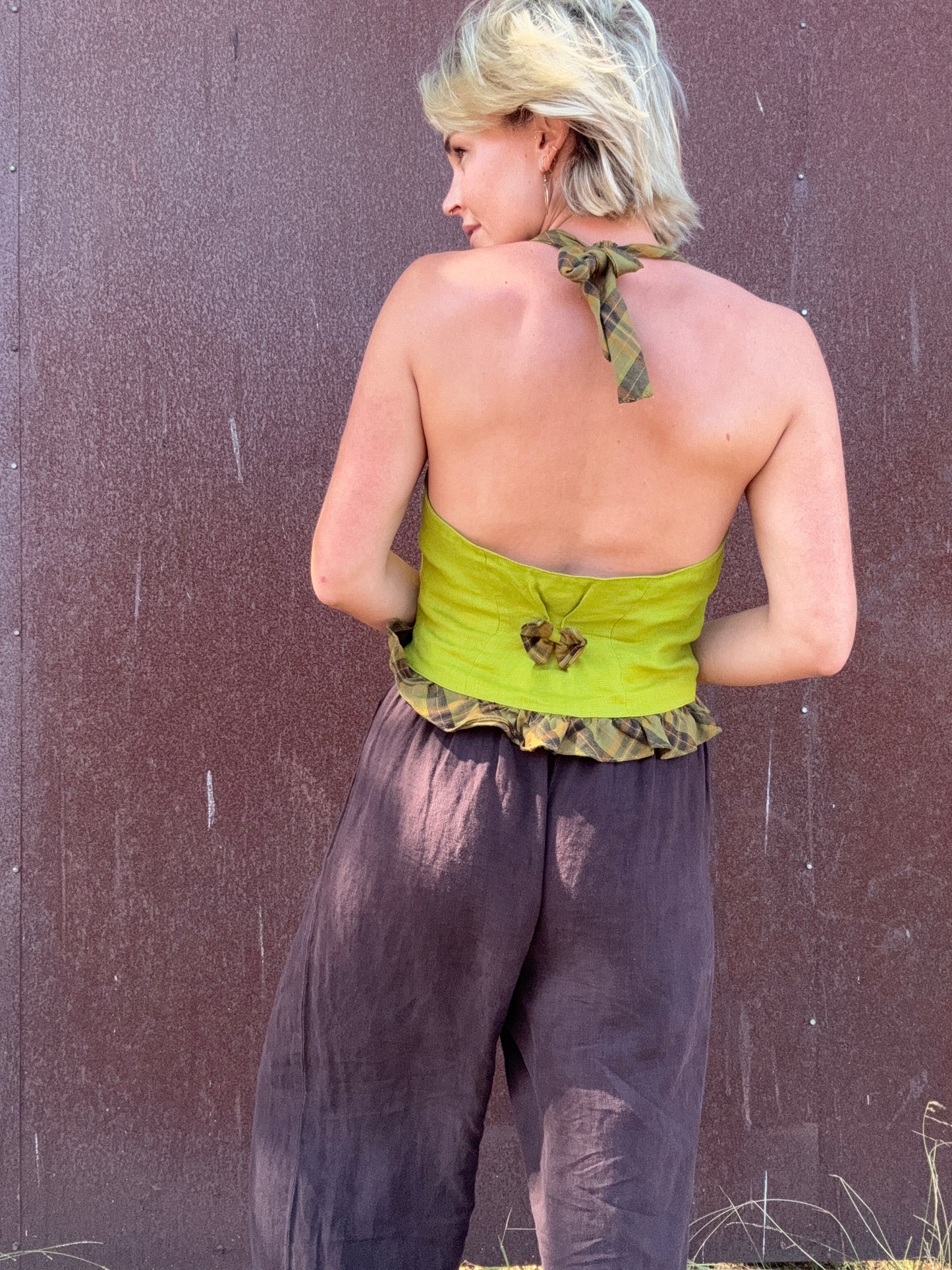 The Emilia 1990s Linen Halter Top