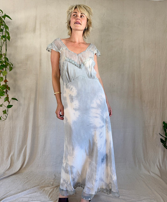 The Tawny 1940s Tie Dye Dress