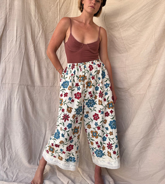 The Lady Jane 1940s Flower Feedsack Pants