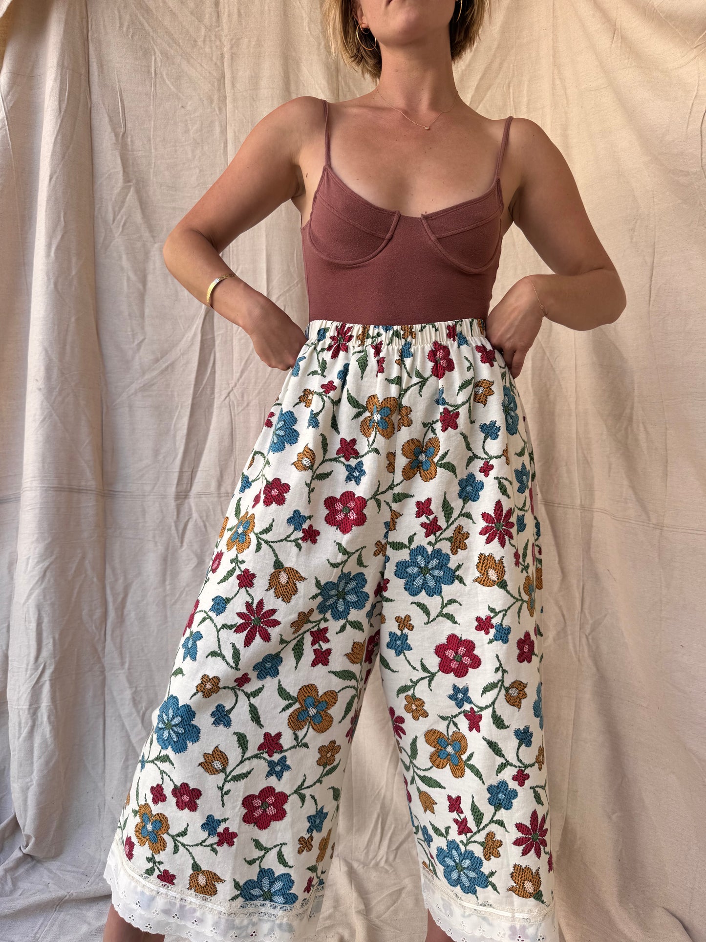 The Lady Jane 1940s Flower Feedsack Pants