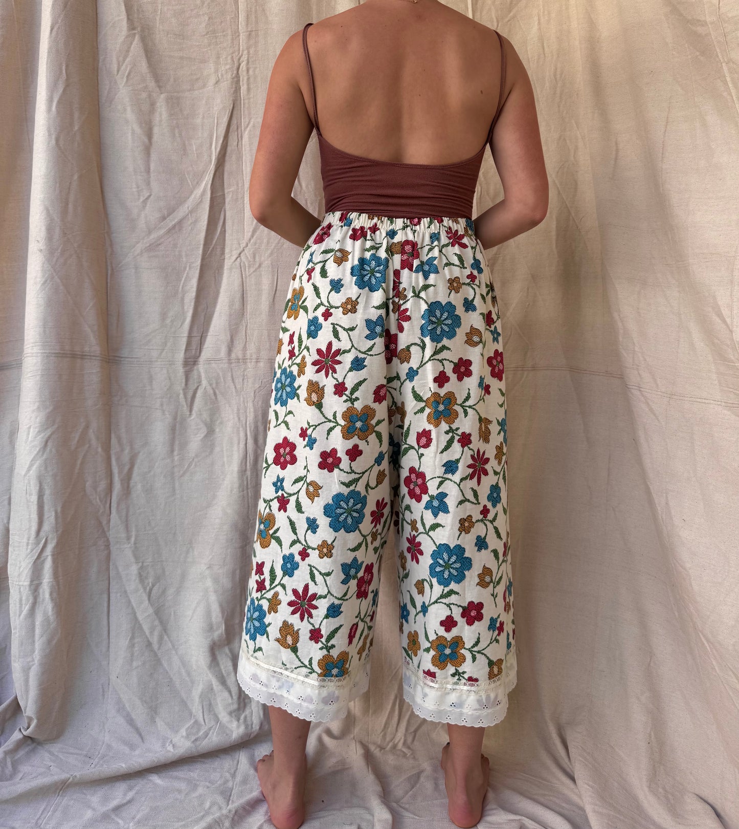 The Lady Jane 1940s Flower Feedsack Pants