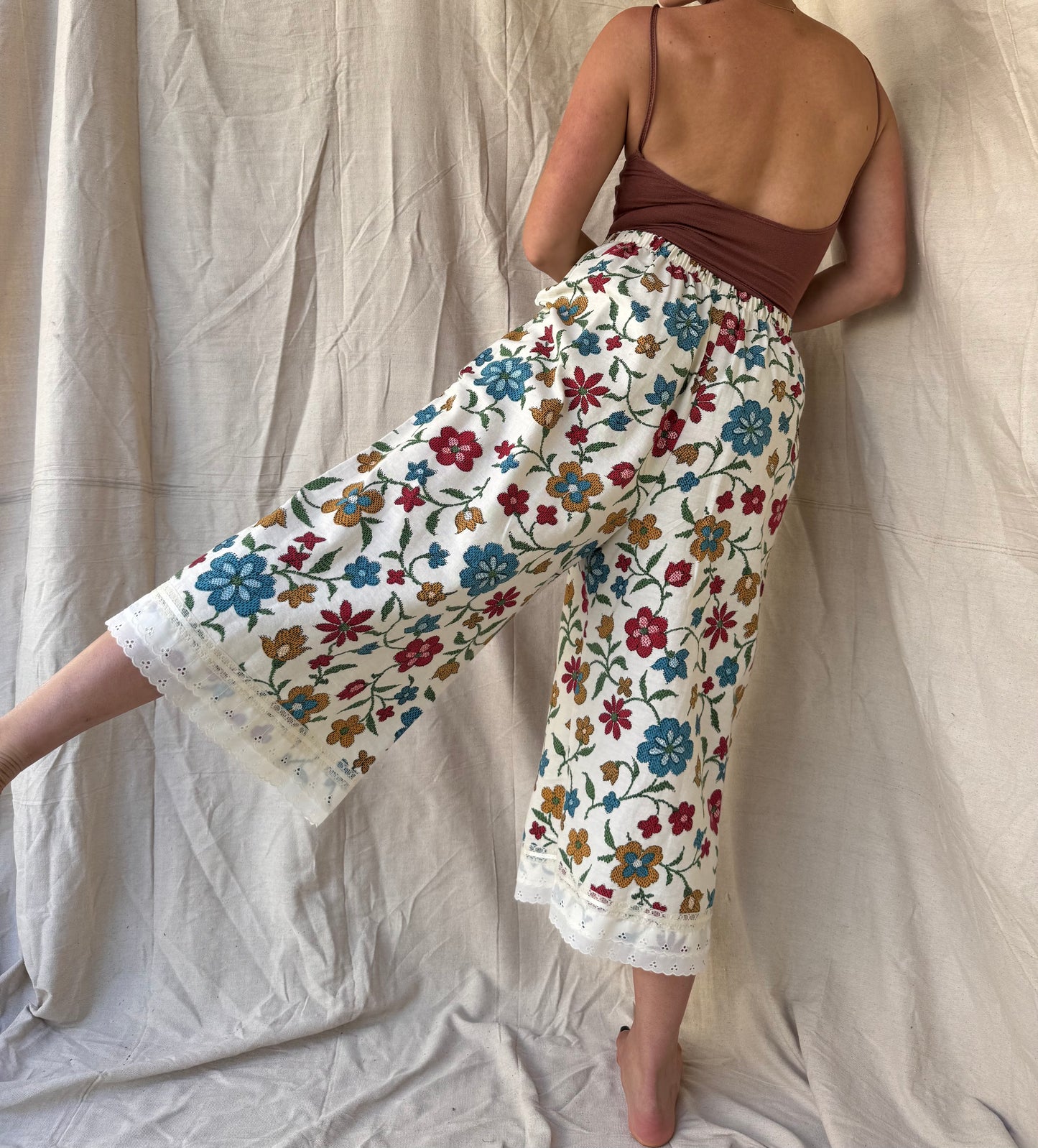 The Lady Jane 1940s Flower Feedsack Pants