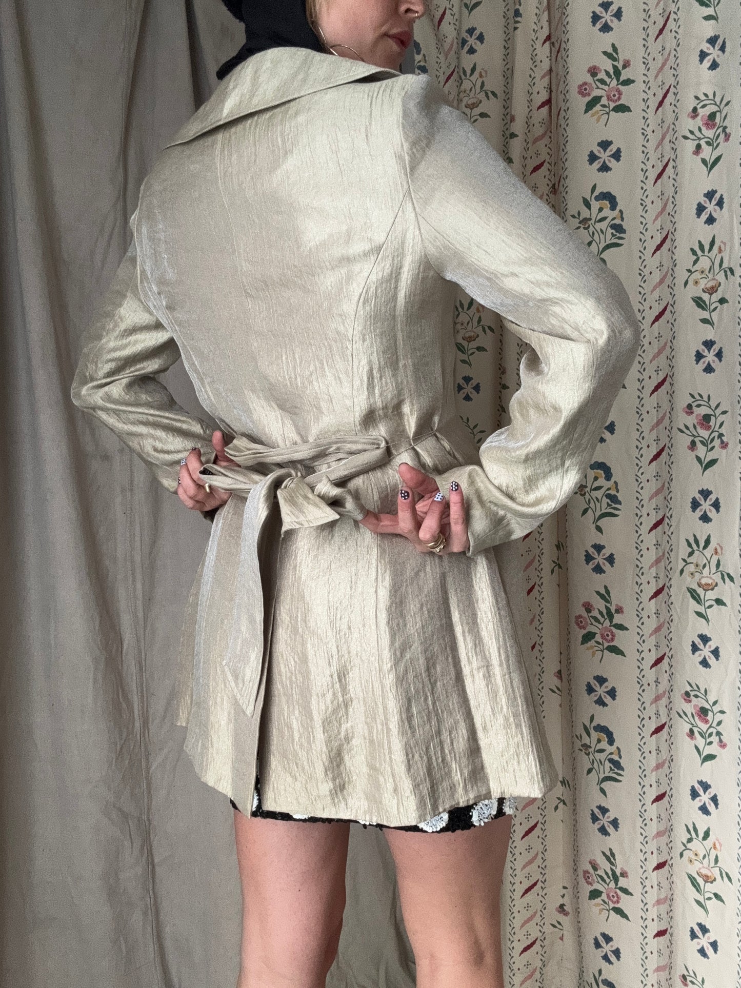 The Evangeline 1990s Shimmer Coat