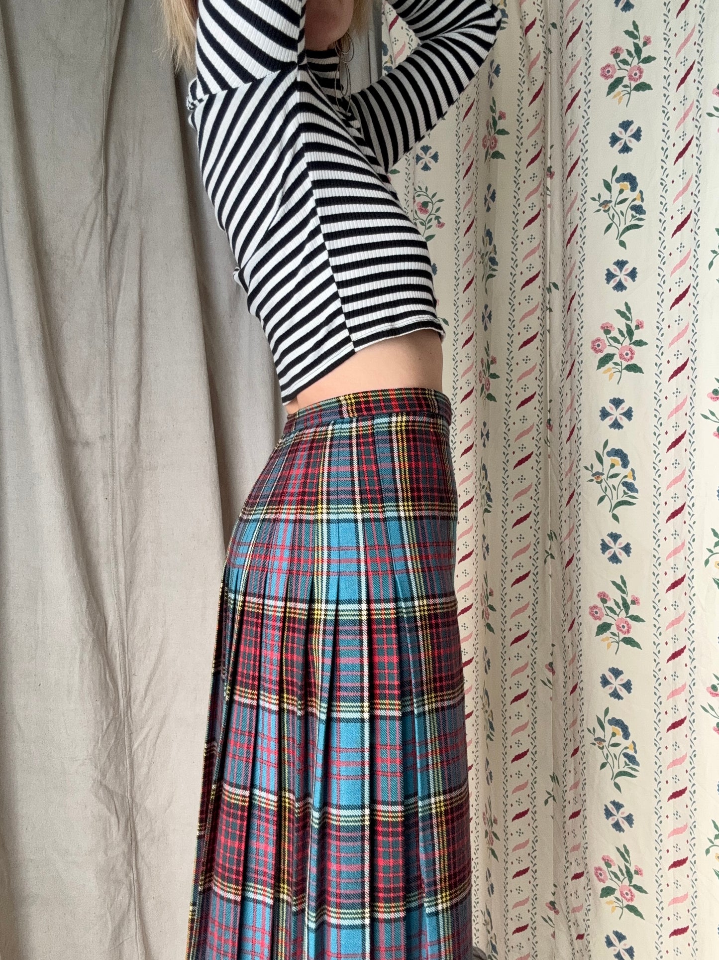 The Eileen 1970s Tartan Wool Skirt