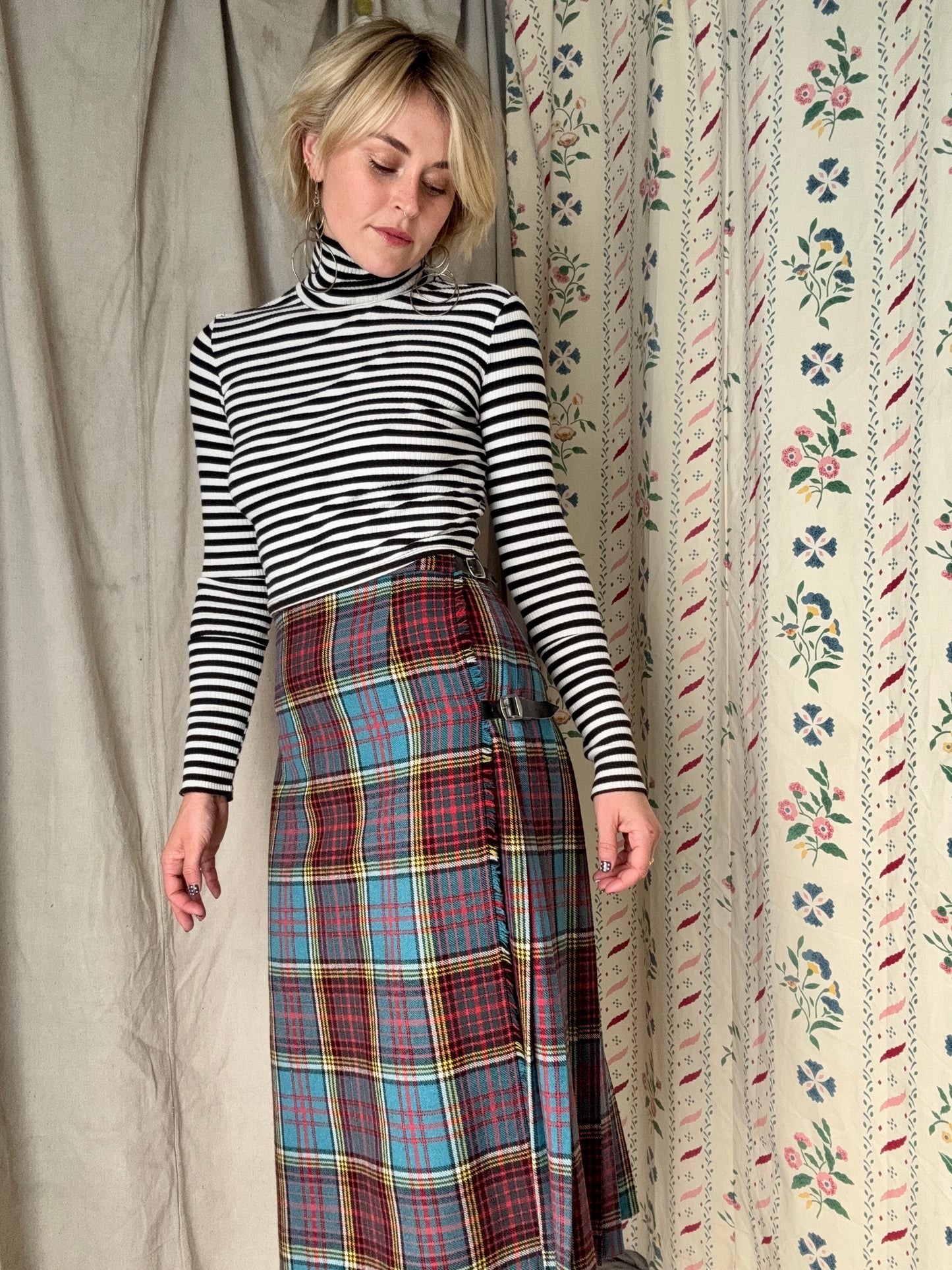 The Eileen 1970s Tartan Wool Skirt