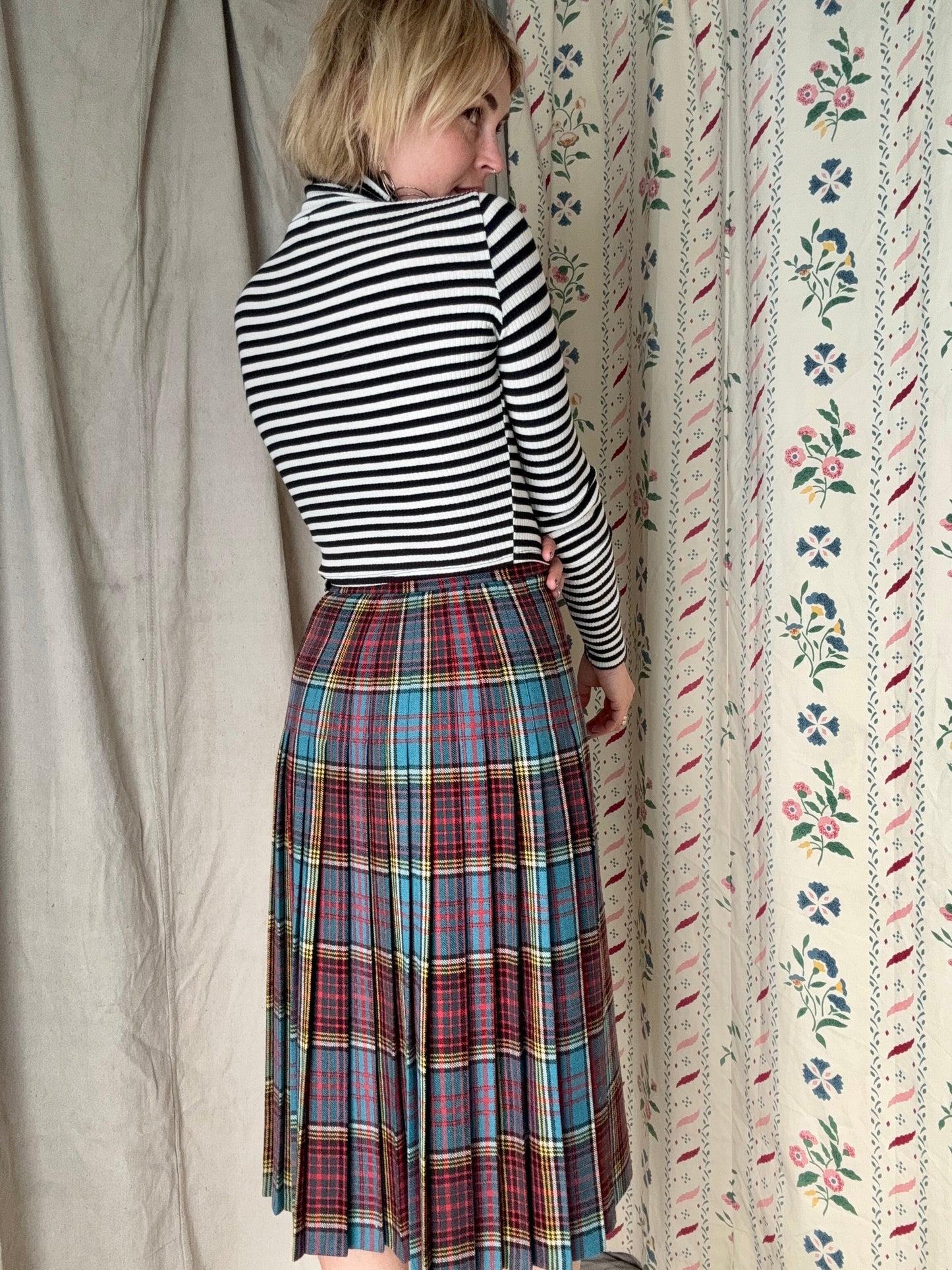 The Eileen 1970s Tartan Wool Skirt