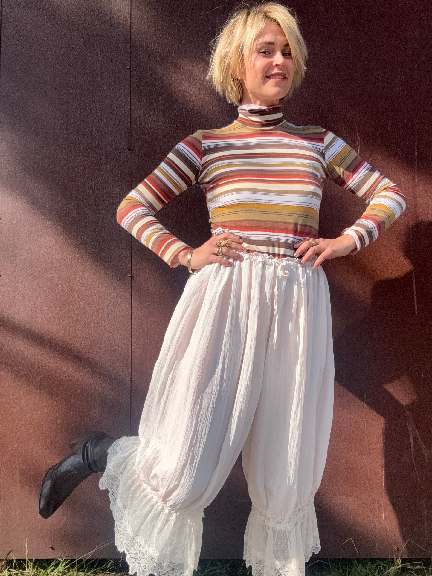 The Lorenza 1990s Striped Turtleneck