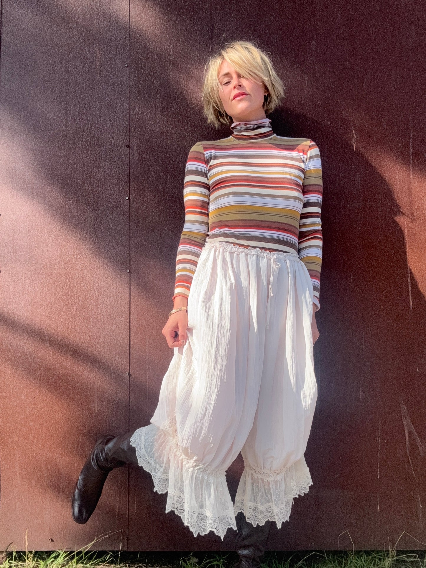 The Lorenza 1990s Striped Turtleneck