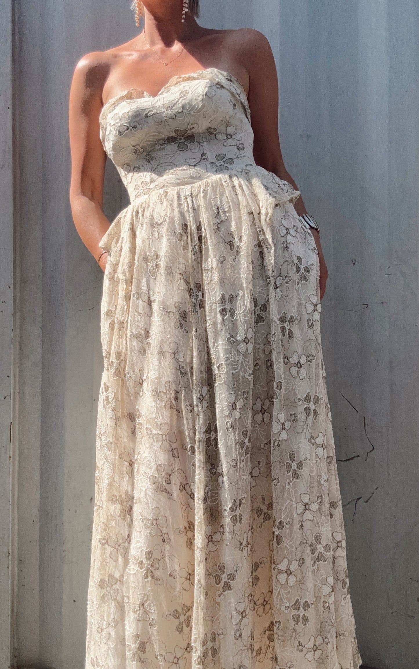 The Valentina 1970s Lace Dress