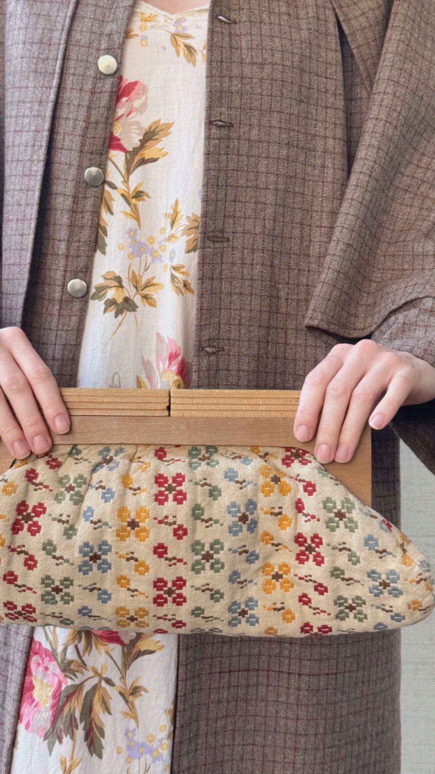 The Seraphina 1940s Clutch