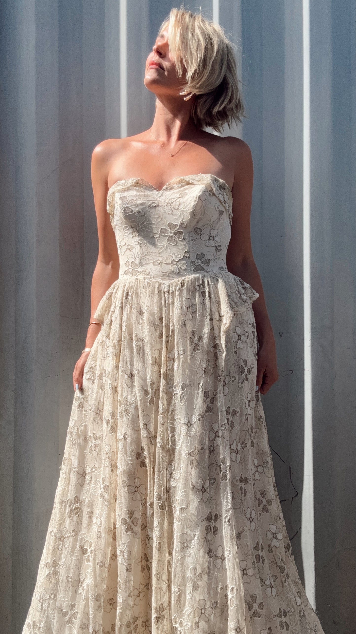 The Valentina 1970s Lace Dress