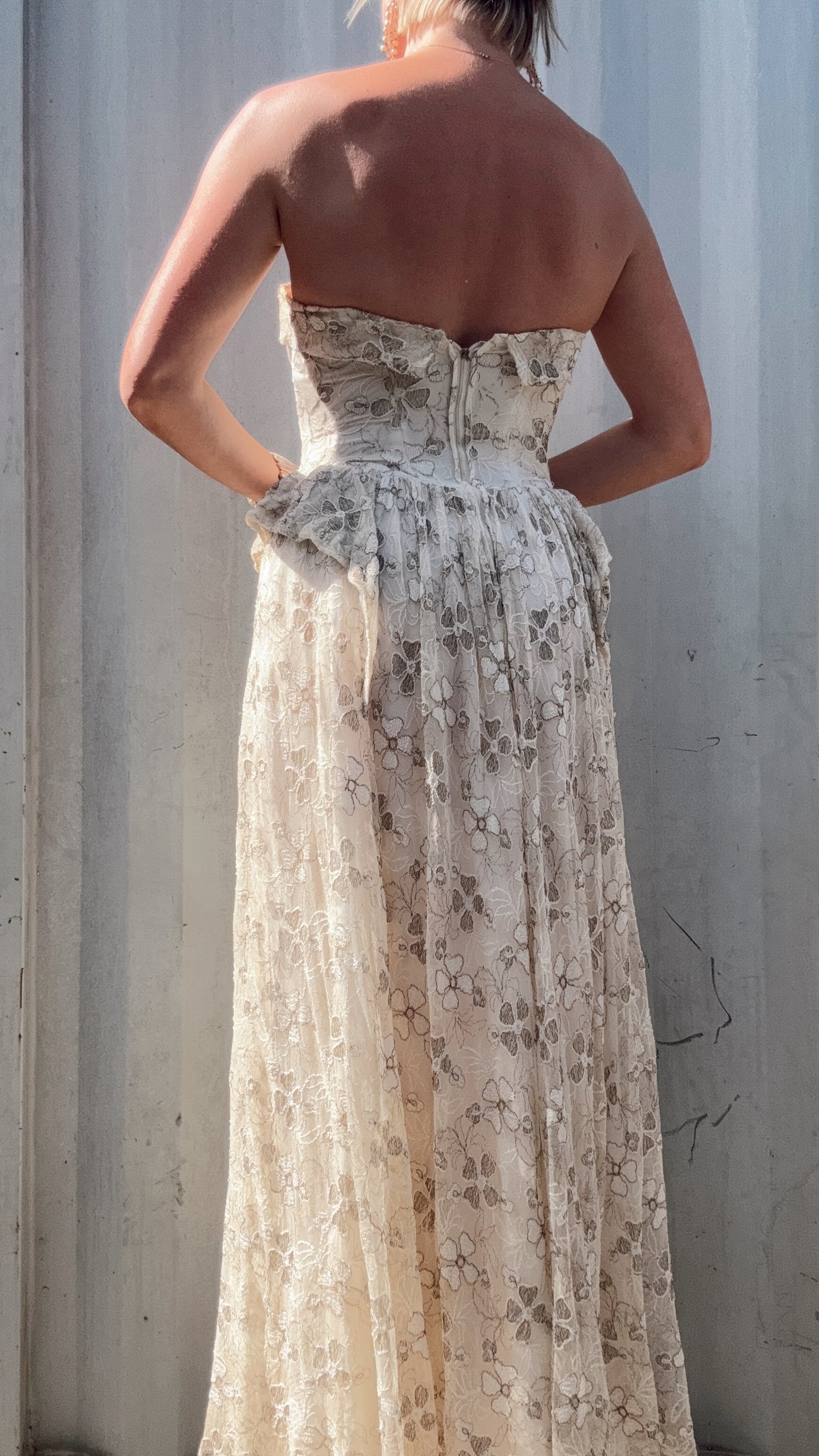 The Valentina 1970s Lace Dress